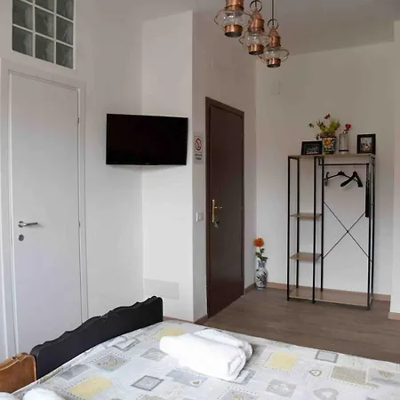 Monolocale Spese Incluse In Piazza Apartment